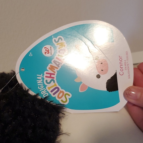 Connor fuzzy cow squishmallow 16in - Picture 4 of 7